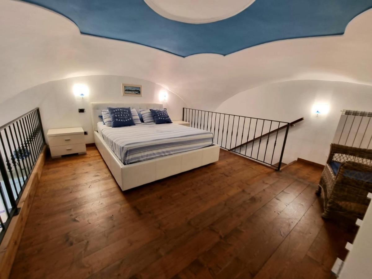 L'Ancorotto Azzurro Apartment Гаета Екстериор снимка