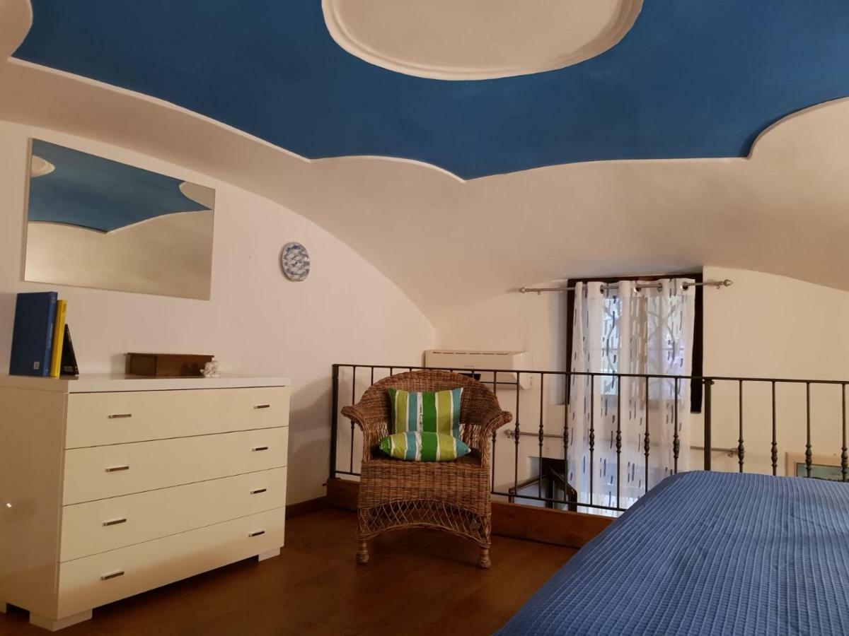 L'Ancorotto Azzurro Apartment Гаета Екстериор снимка